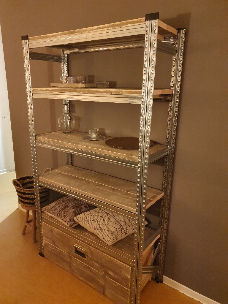 Unieke industriele boekenkast van staal met steigerhout, Enlèvement, Neuf, 100 à 150 cm, 200 cm ou plus