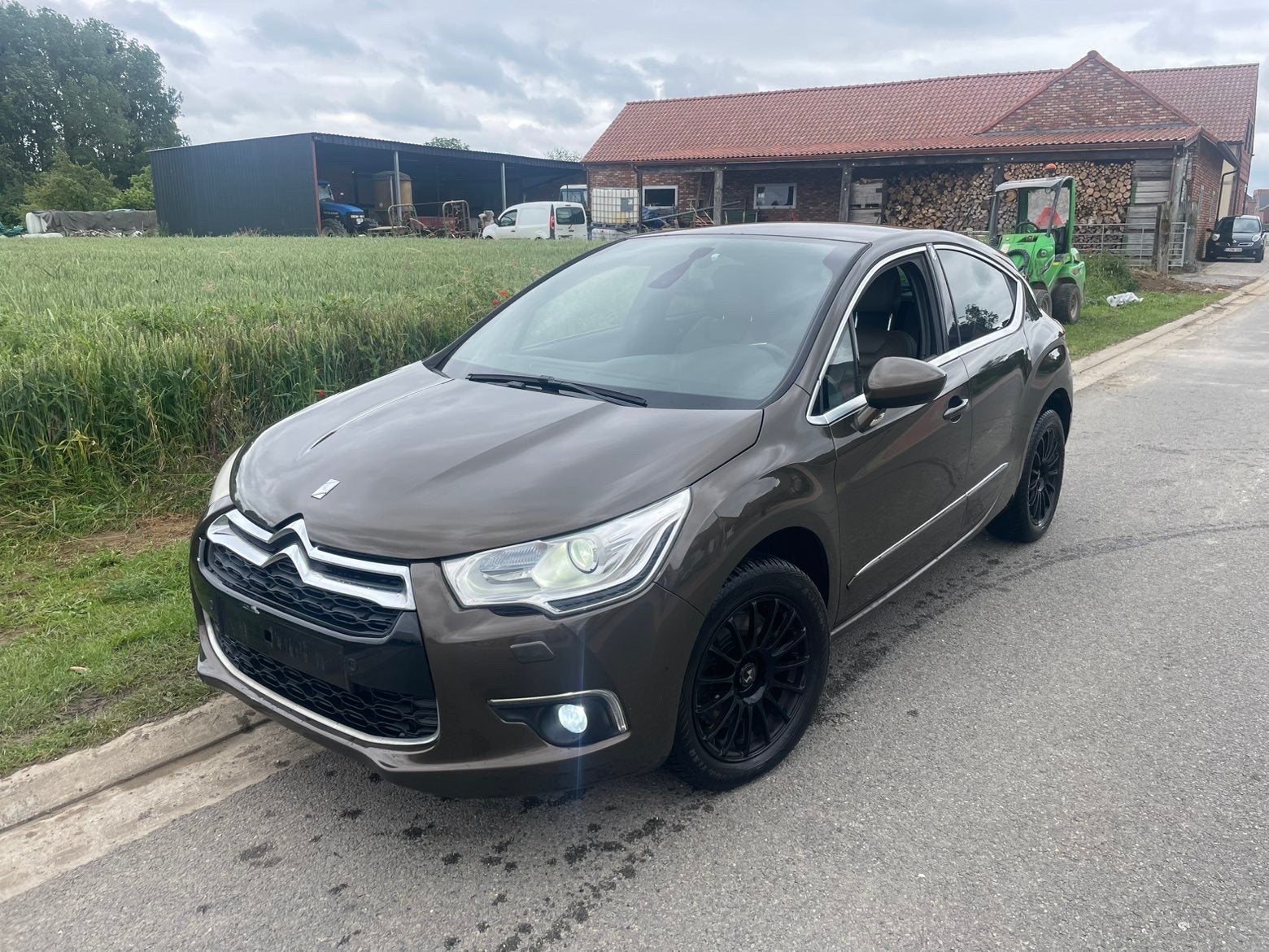 Citroën DS4 Bj : 2012 Km : 281 135 2,0 diesel Norme Euro : 5, Autos, Cuir, Achat, Entreprise, Système de navigation