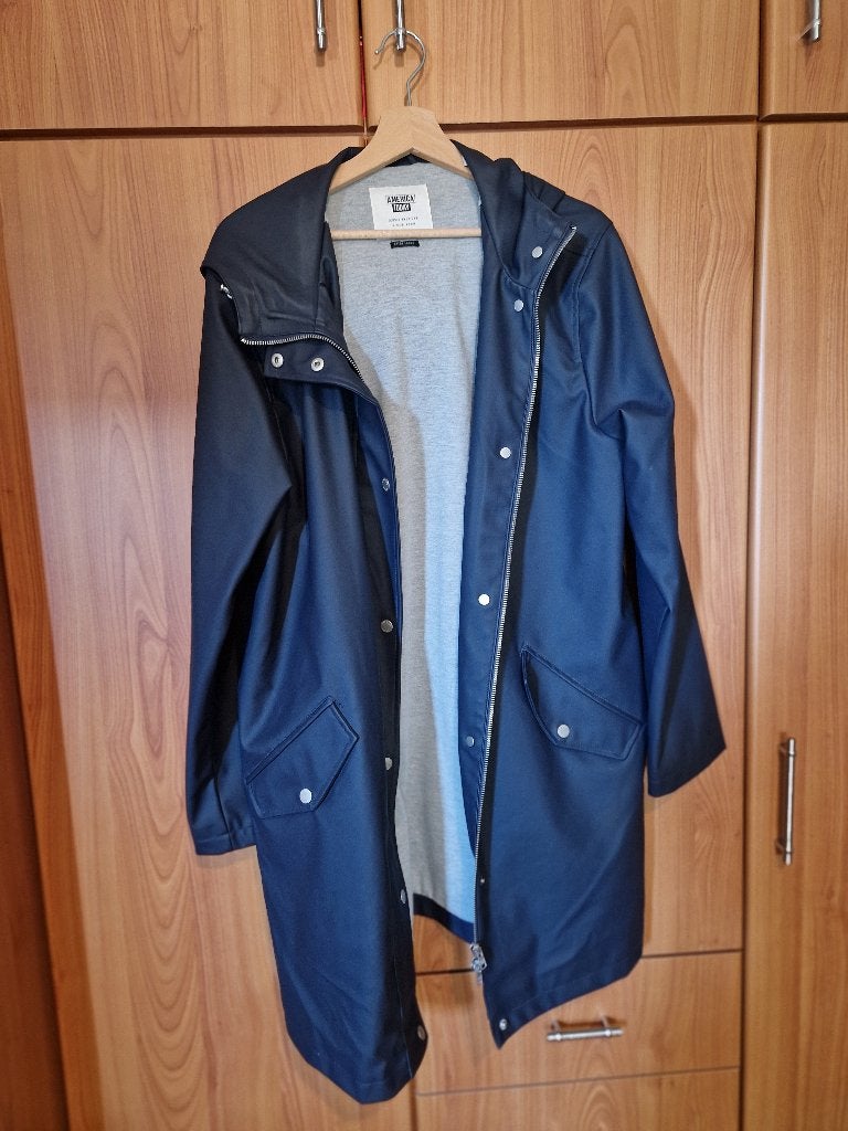 America Today regenjas – donkerblauw - €50-maat XL, Kleding | Dames, Jassen | Winter, Ophalen, Blauw, Maat 46/48 (XL) of groter