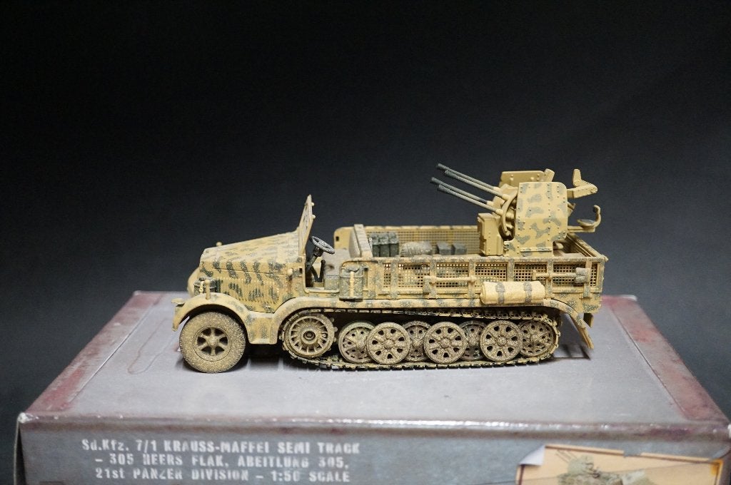Corgi German Sd Kfz 7 Half Track - Flak gun - 1/50 - Jour D, Hobby & Loisirs créatifs, Voitures miniatures | 1:50, Enlèvement ou Envoi