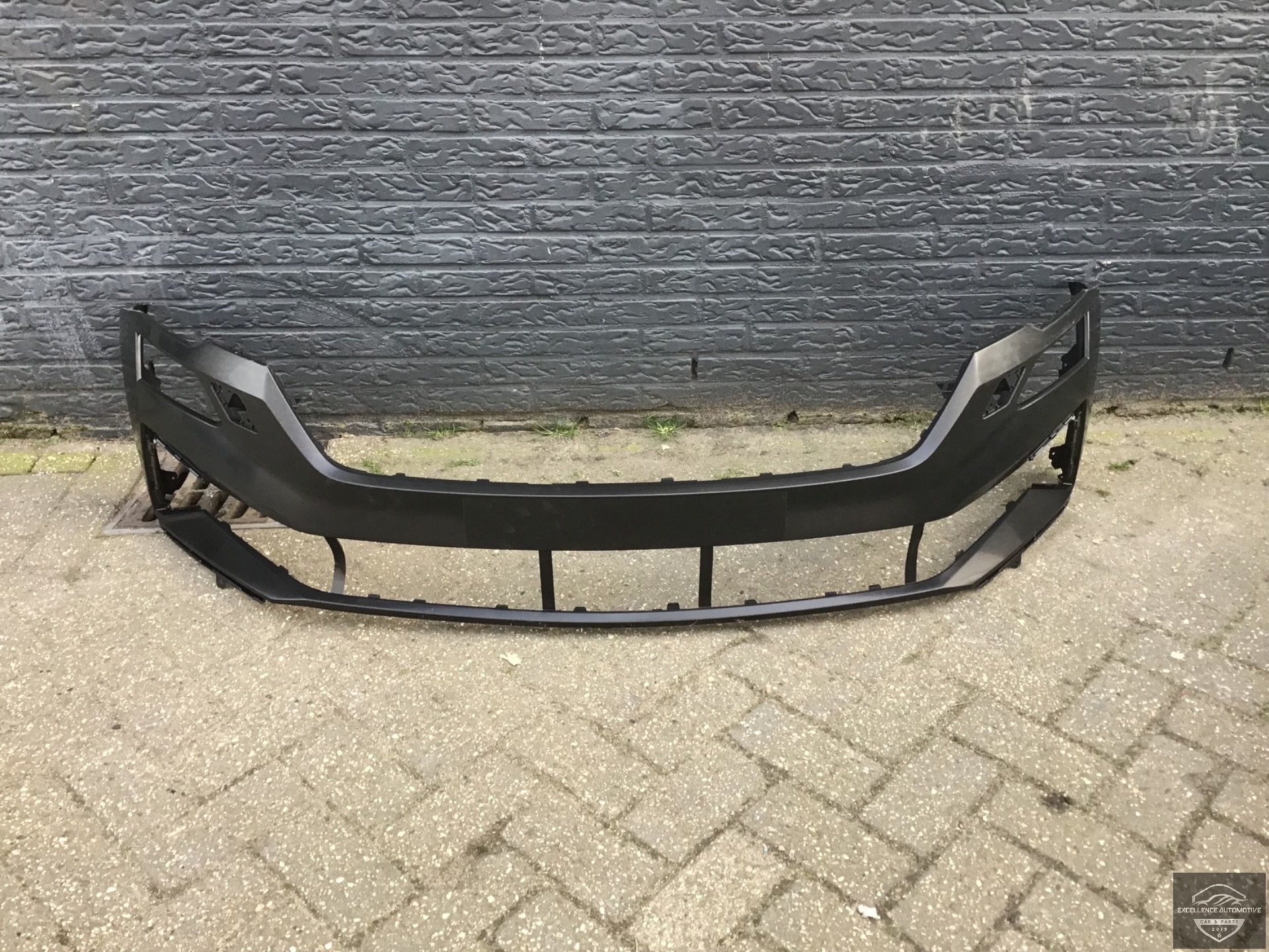 Skoda Karoq Facelift 21-heden Voorbumper Bumper KLS Nieuw! O, Tr. Vaclava Klementa 869
293 01  Mlada Boleslav, CZ, Skoda, Bumper
