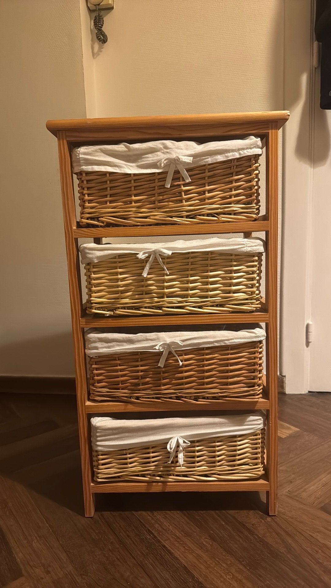 Petite étagère quatre tiroirs Bois, Maison & Meubles, Enlèvement, Comme neuf