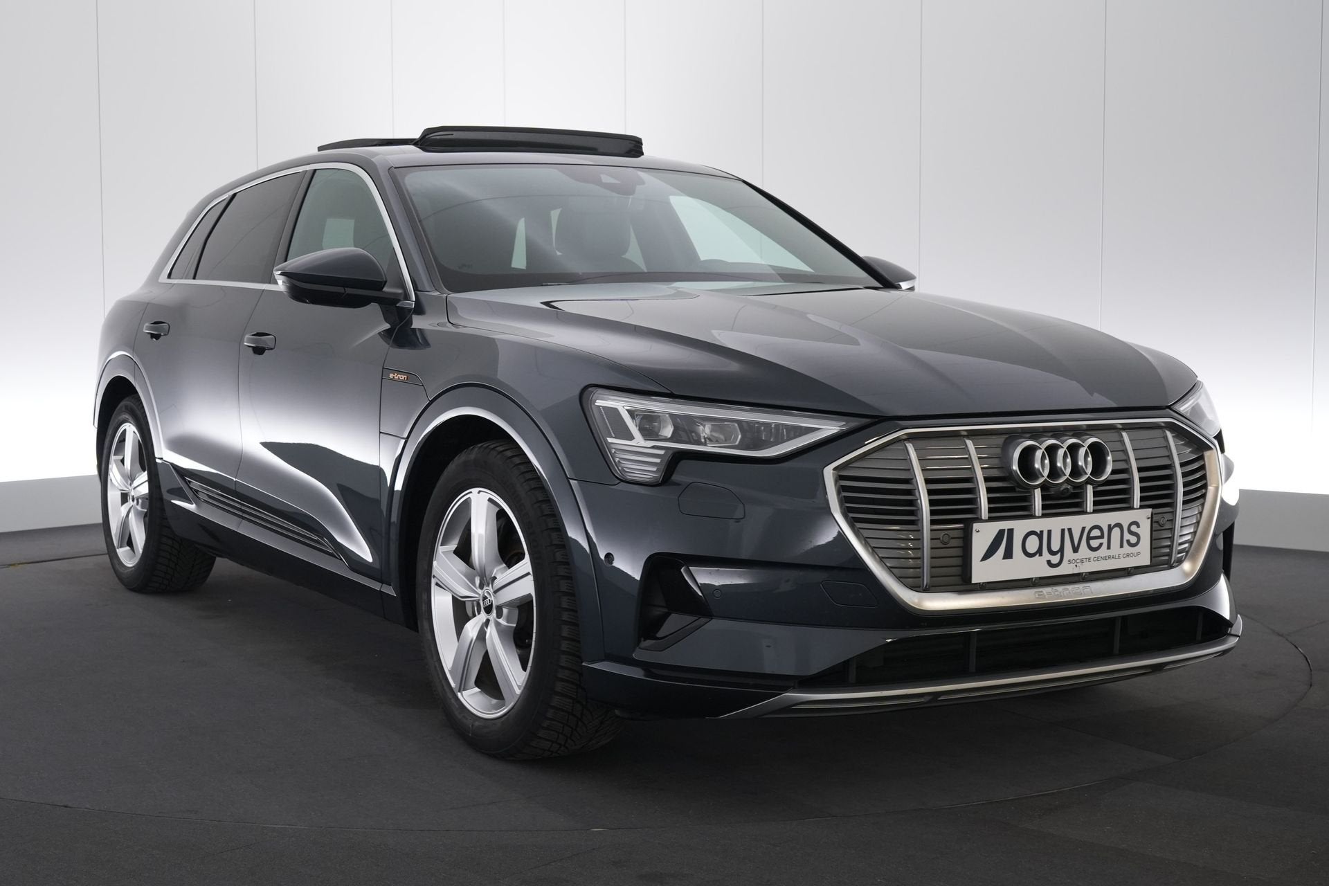 (2CVV548) AUDI E-TRON, Autos, Argent ou Gris, Achat, 408 ch, Entreprise