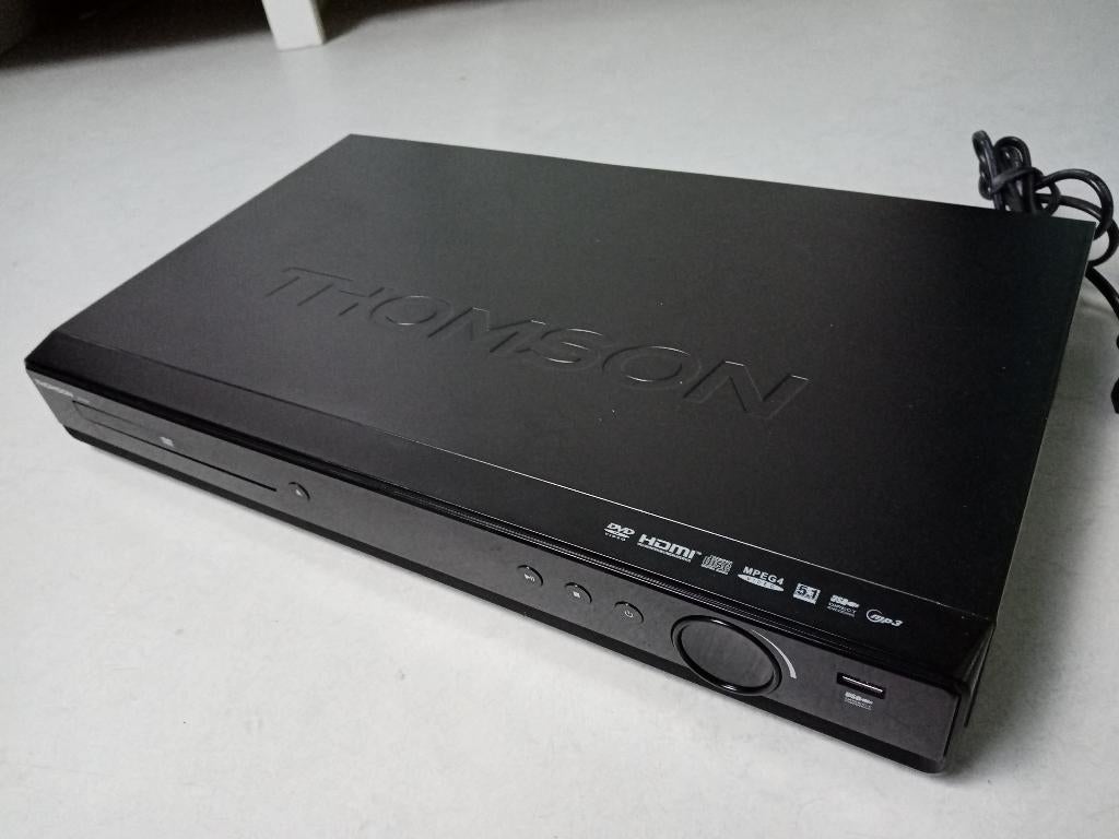 Thomson HT450 home cinema, singleplayer zonder luidsprekers, Audio, Tv en Foto, Home Cinema-sets, Gebruikt, Dvd-speler, 5.1-systeem