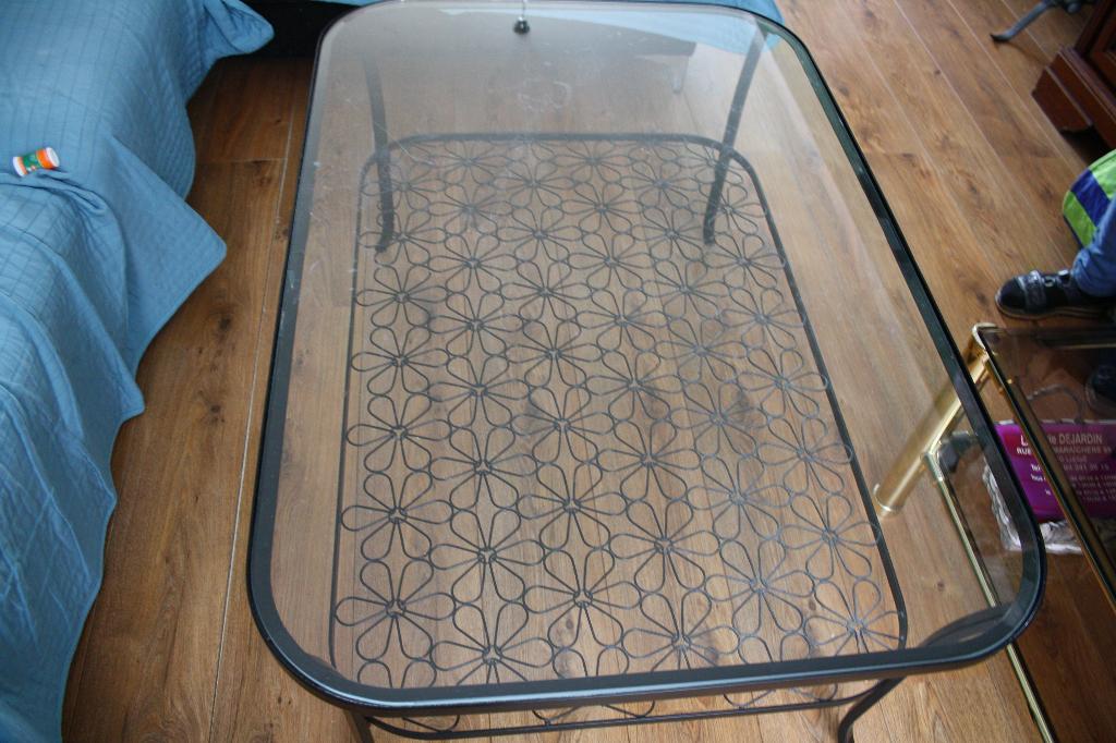 table basse, 100 à 150 cm, Verre, Comme neuf, Contemporain