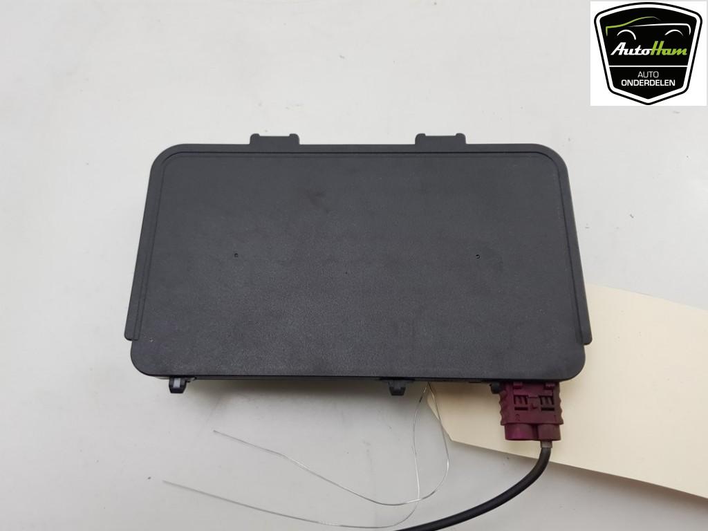 DIVERSEN Draadloze oplader Golf VIII (CD1) (|3G0980611|), Auto-onderdelen, Dhr. J. Ham, Gebruikt, Volkswagen, Administratie@autoham.nl