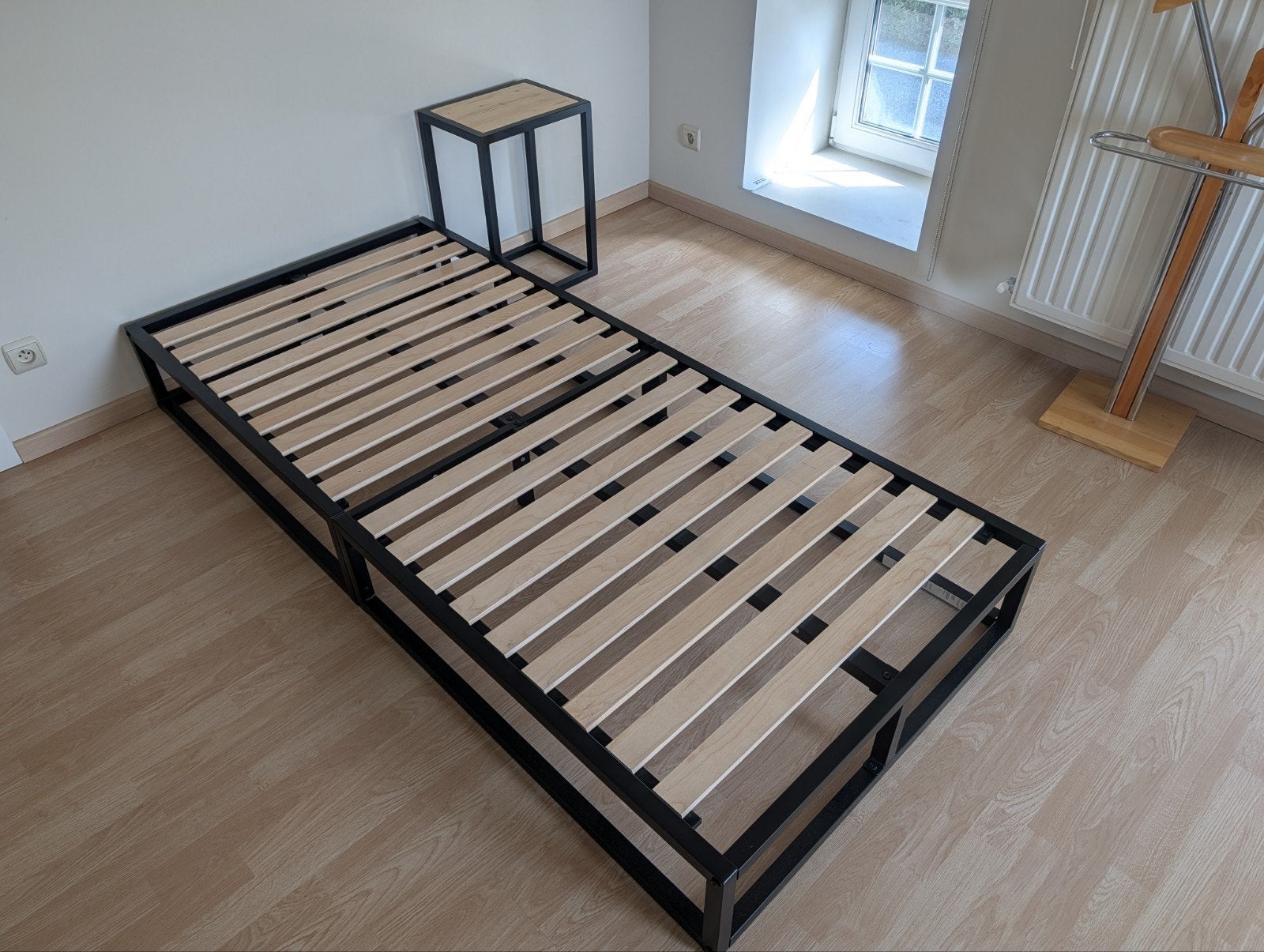 Compleet Emma eenpersoons bed + toebehoren., Ophalen, 90 cm, Eenpersoons, Zwart