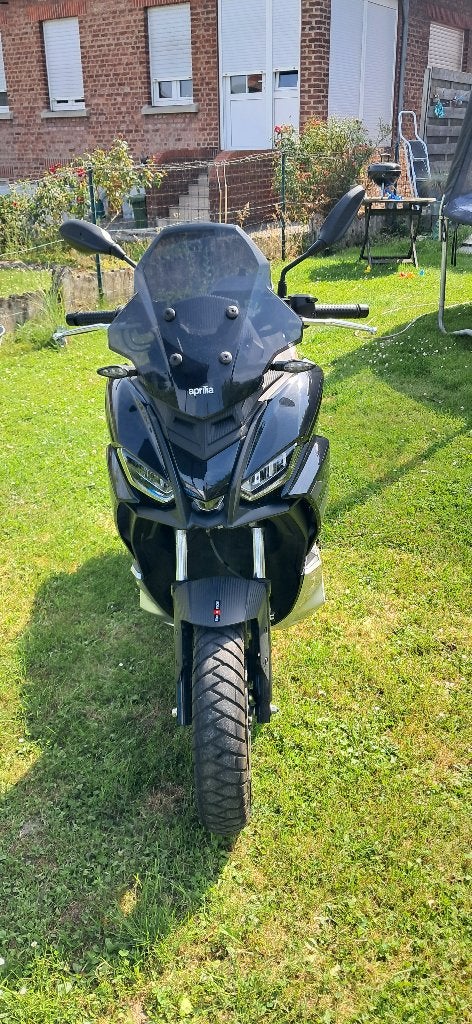 Aprilia sr gt 125, Motoren, Scooter, Occasion, Particulier, 125 cc