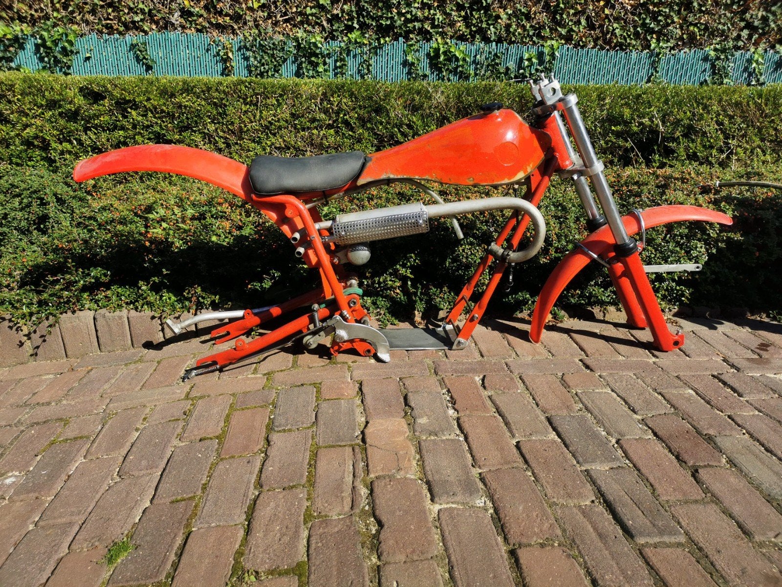 moto guzzi trial