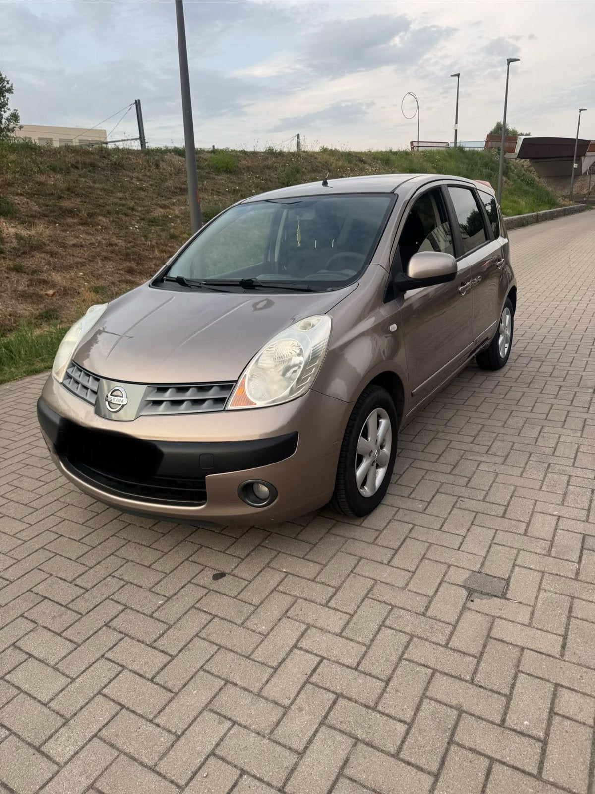 Nissan note blanco gekuurd voor verkoop,1,4 benzine, Autos, Nissan, Achat, Boîte manuelle, 5 portes, Particulier