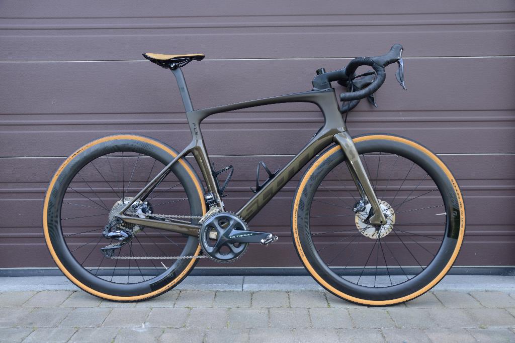 Scott Foil 10 Disc Di2, Fietsen en Brommers, Heren, Zo goed als nieuw, Schijfrem, 53 tot 57 cm