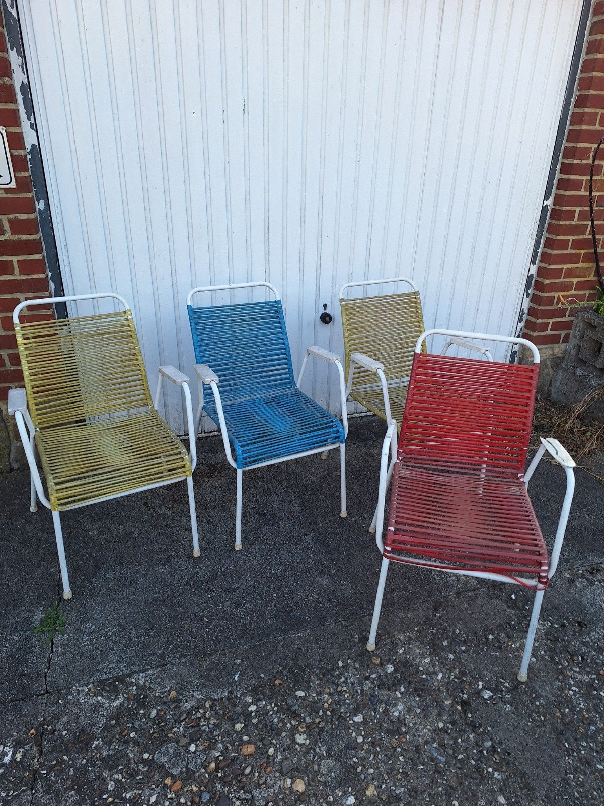 Set van 4 scoubidou spaghettistoelen... vintage, Antiek en Kunst, Ophalen, Rood