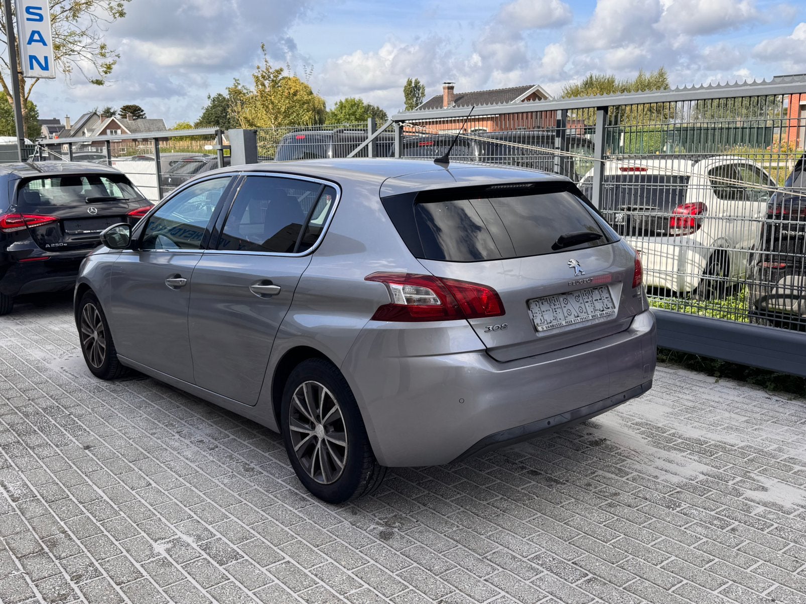 PEUGEOT 308 benzine automaat 83000 km, Achat, Euro 6, Entreprise, Automatique