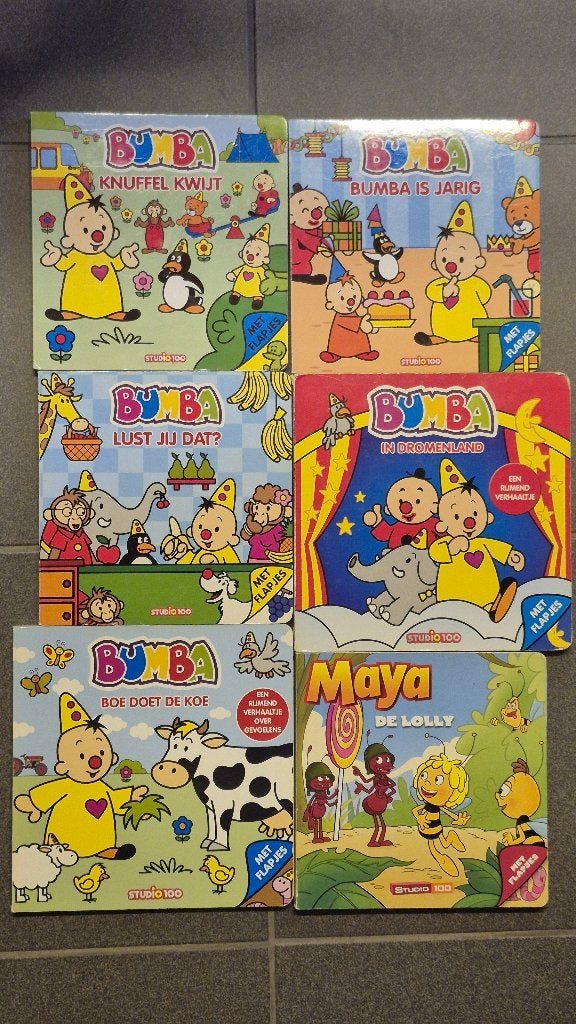 Bumba + Maya ontdek-boekjes, Boeken, Studio 100, Ophalen of Verzenden, Zo goed als nieuw, Uitklap-, Voel- of Ontdekboek