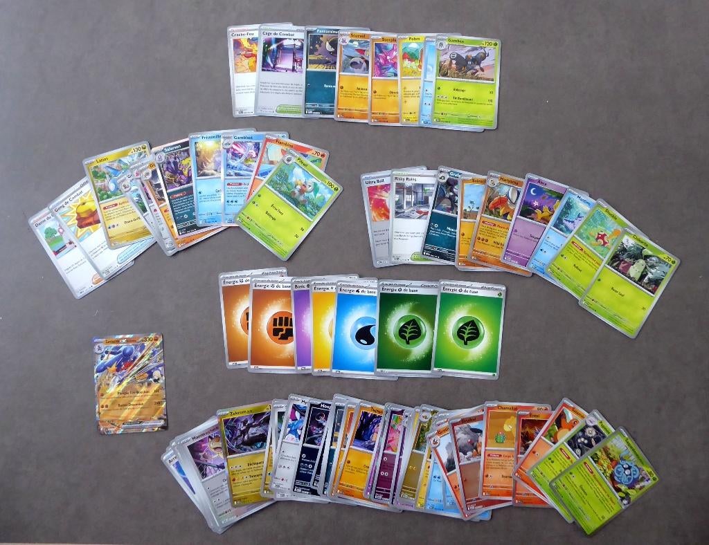 Lot 79 cartes Pokémon dont 14 Reverse, 9 Holo, 1 double rare, Enlèvement ou Envoi, Comme neuf