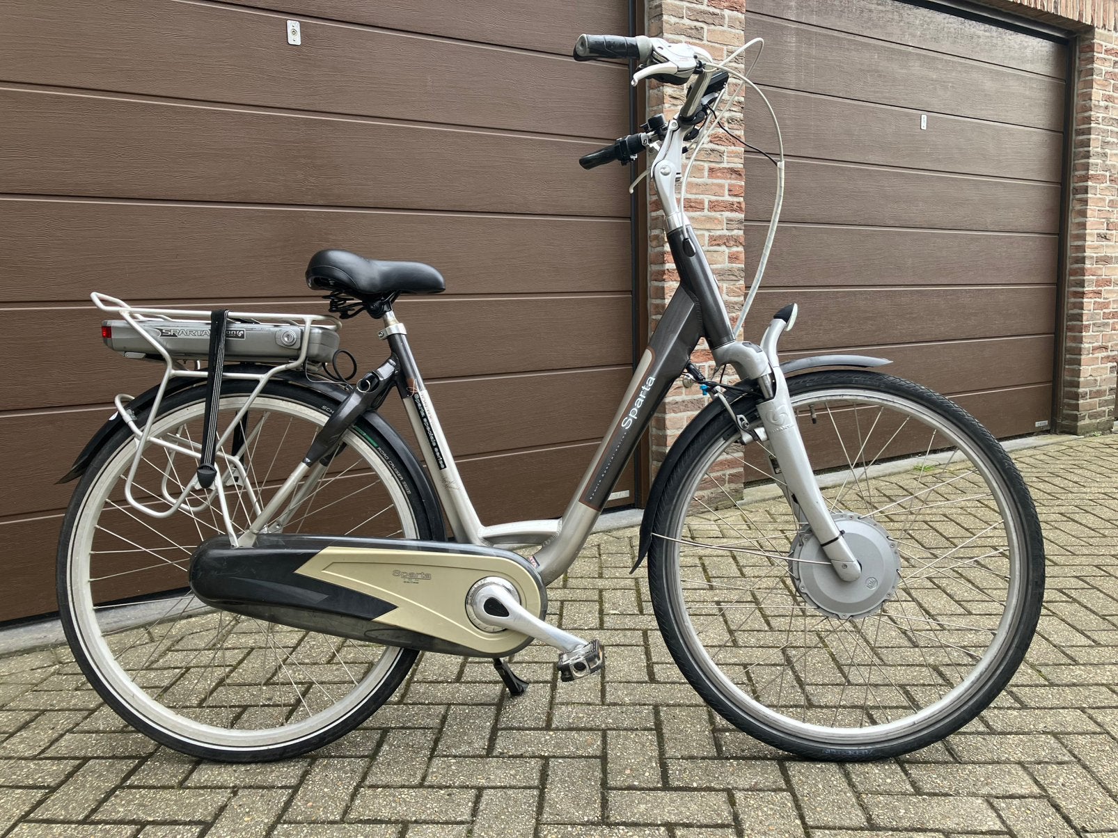 Elektrische damesfiets van Sparta zeer netjes, Fietsen en Brommers, Ophalen, Sparta