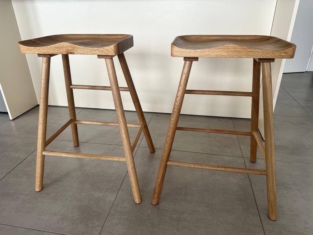 2 Barkrukken (merk Fonq), Ophalen, 60 tot 90 cm, Zo goed als nieuw, Hout