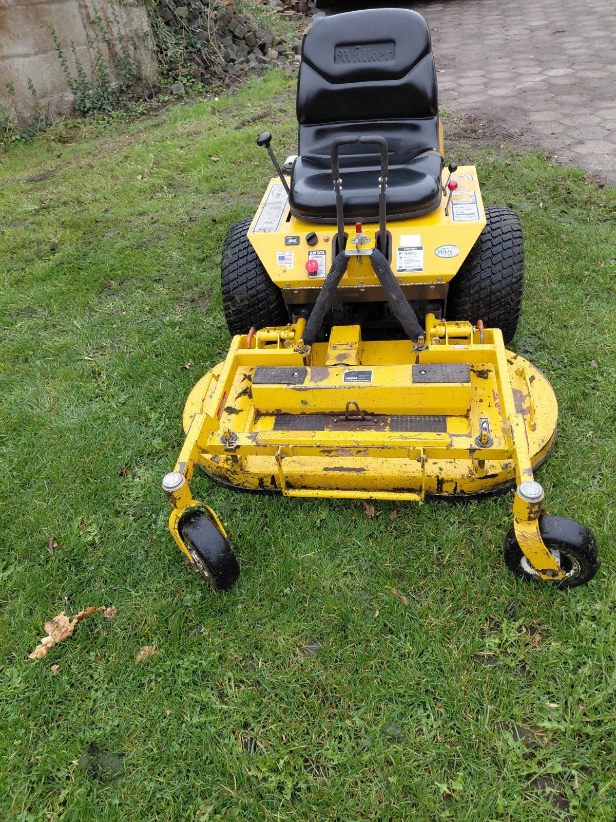 WALKER  ZITMAAIER   ZERO TURN, Ophalen, Gebruikt, Elektrische starter, 90 tot 120 cm