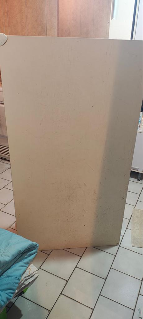 Gratis salontafel, Enlèvement
