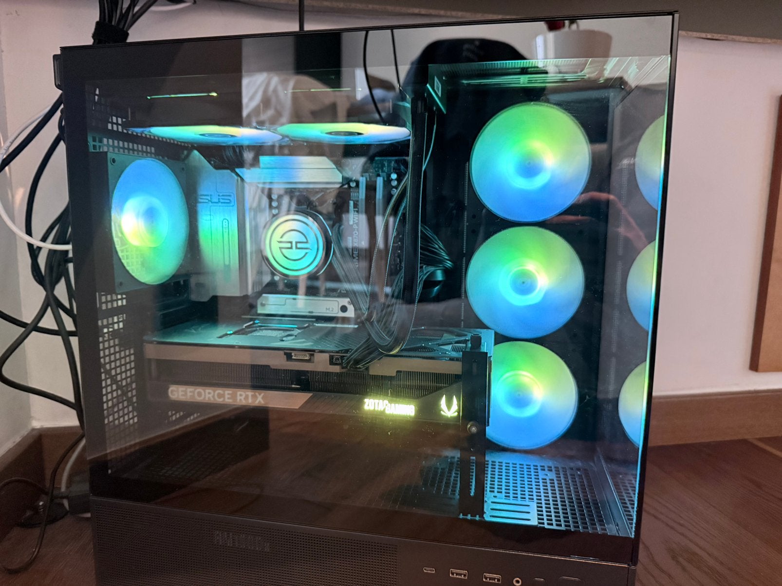 Desktop 9800X3D 64GB RTX5090, Informatique & Logiciels, Ordinateurs de bureau, Comme neuf, 4 Ghz ou plus, SSD, 64 GB ou plus, Avec carte vidéo