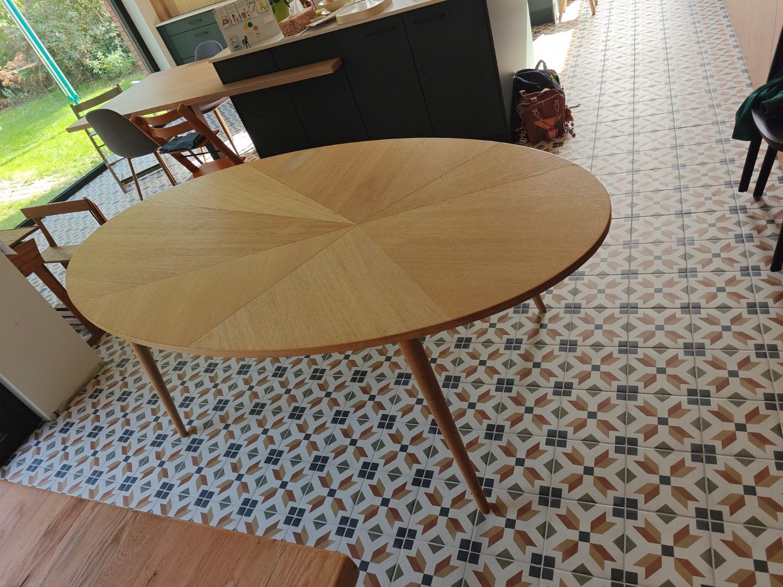 ORIGAMI - Ovale eettafel voor 8 personen, Ophalen, Gebruikt, Scandinavisch, 50 tot 100 cm