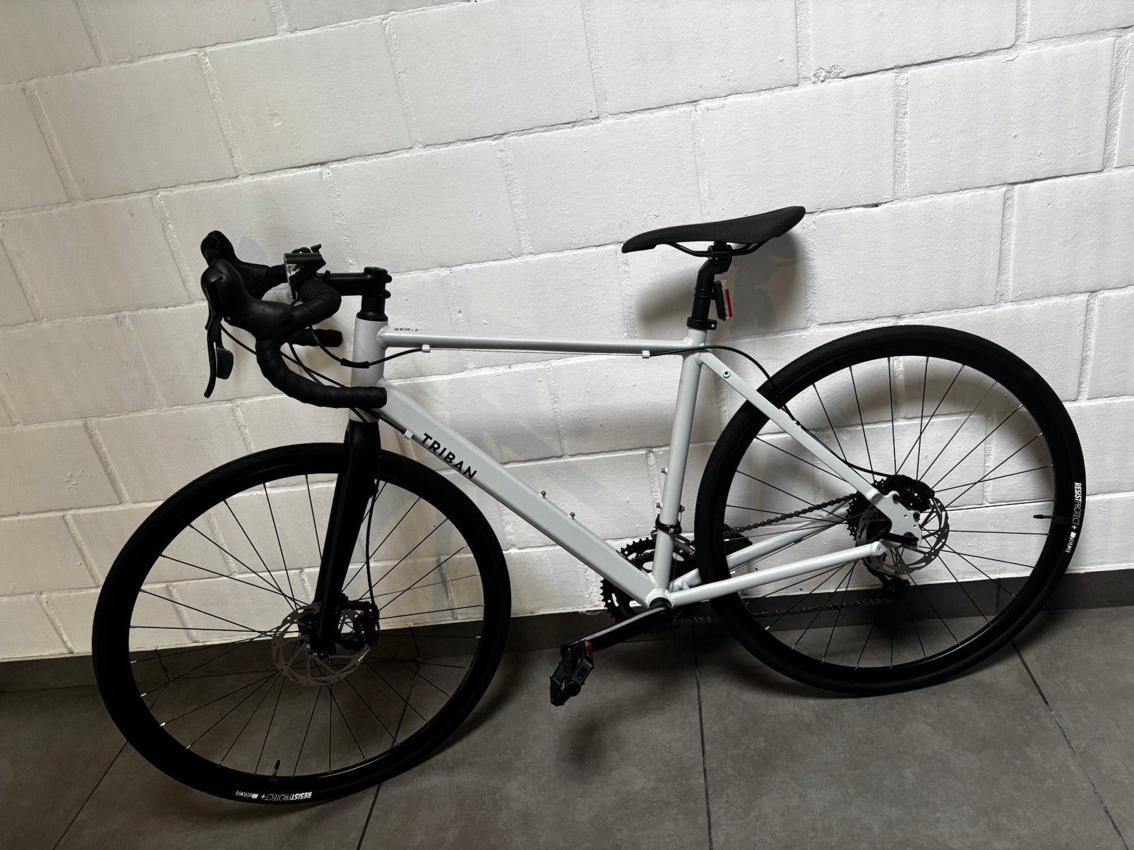 Triban RC120 racefiets M - 3mnd oud, Fietsen en Brommers, 28 inch, Aluminium, Zo goed als nieuw, 15 tot 20 versnellingen