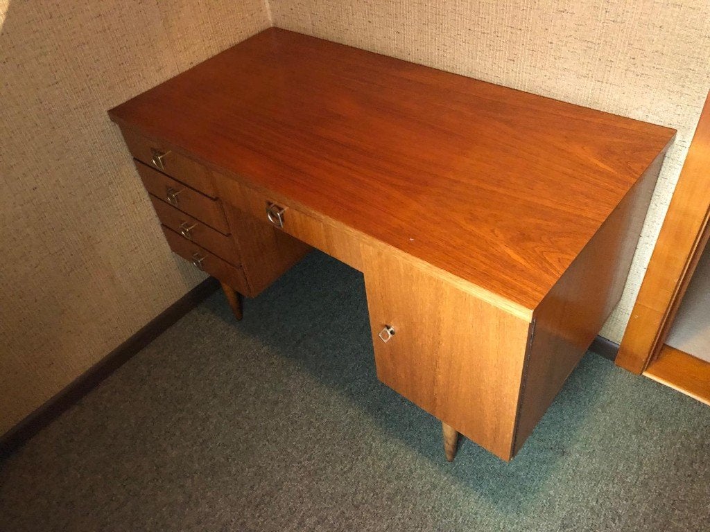 Bureau, Ophalen