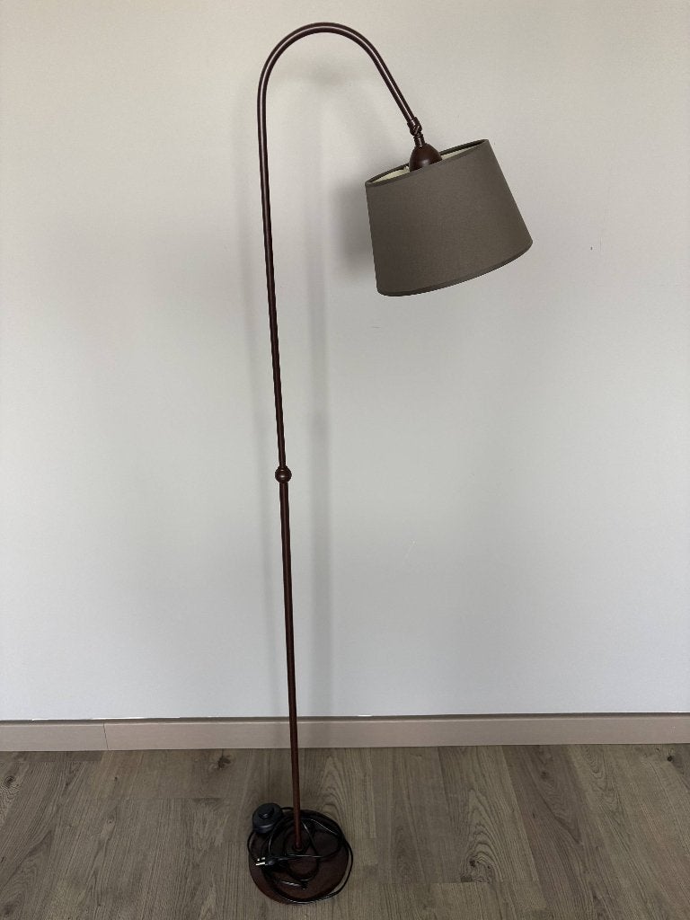 Sfeervolle staande leeslamp, Ophalen, Zo goed als nieuw, Landelijk