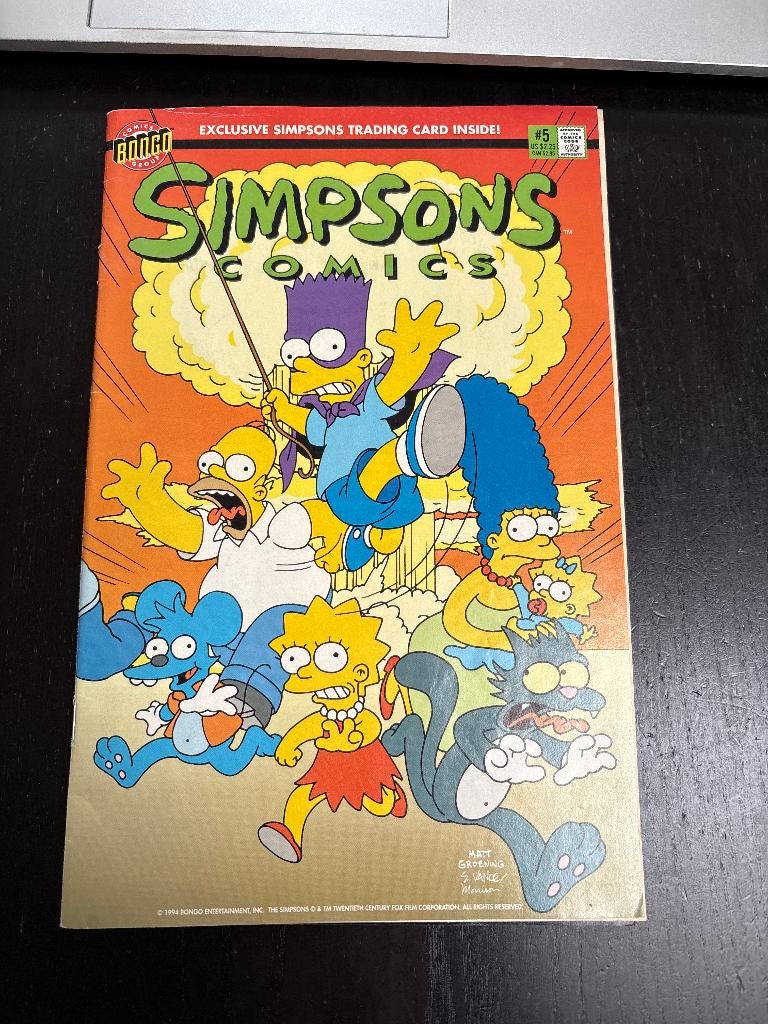 Simpsons Comics 5 - B.C. - (1994) Met originele trading card, Boeken, Strips | Comics, Gelezen, Eén comic, Amerika, Ophalen of Verzenden