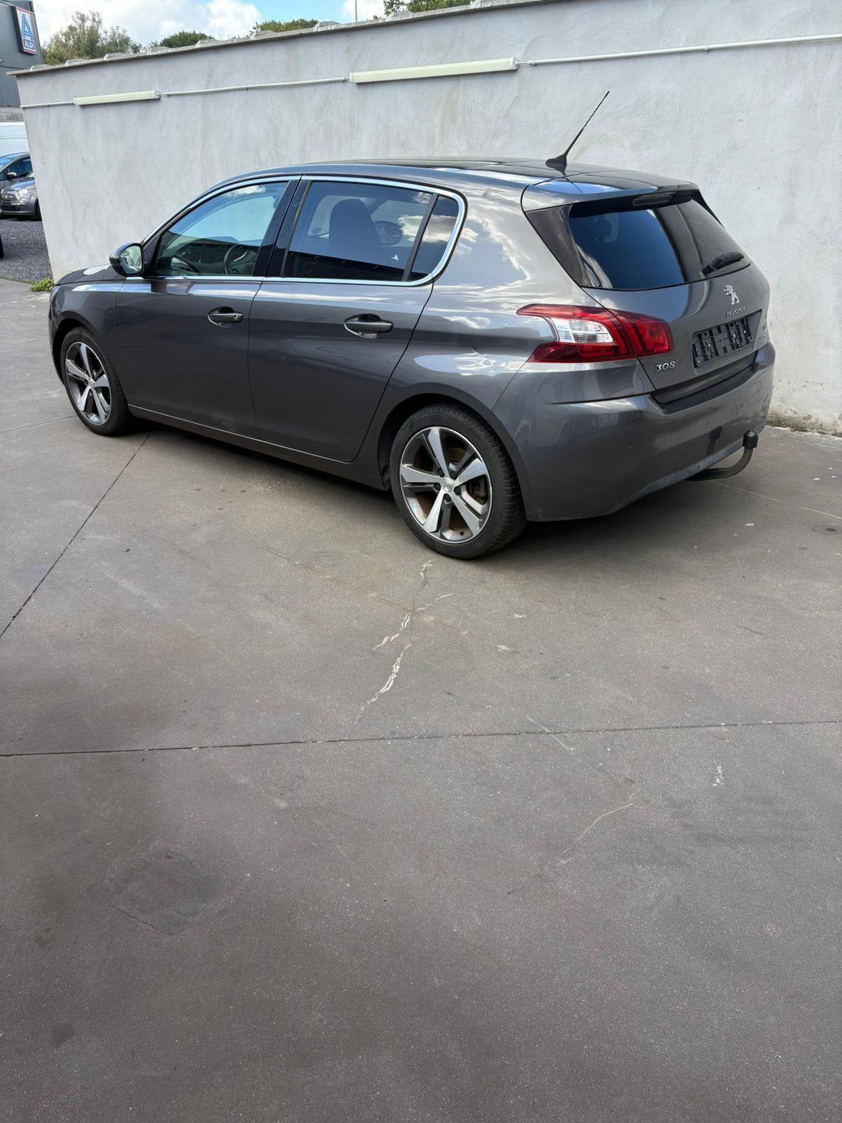 Peugeot 308 1.2 Benzine./ allure, Autos, Achat, Euro 6, Entreprise, Boîte manuelle