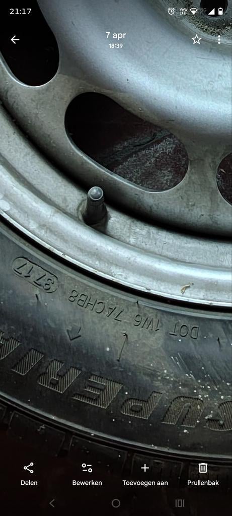 4 winterbanden Superia Bluewin Van 215/60R17C op velgen, Ophalen