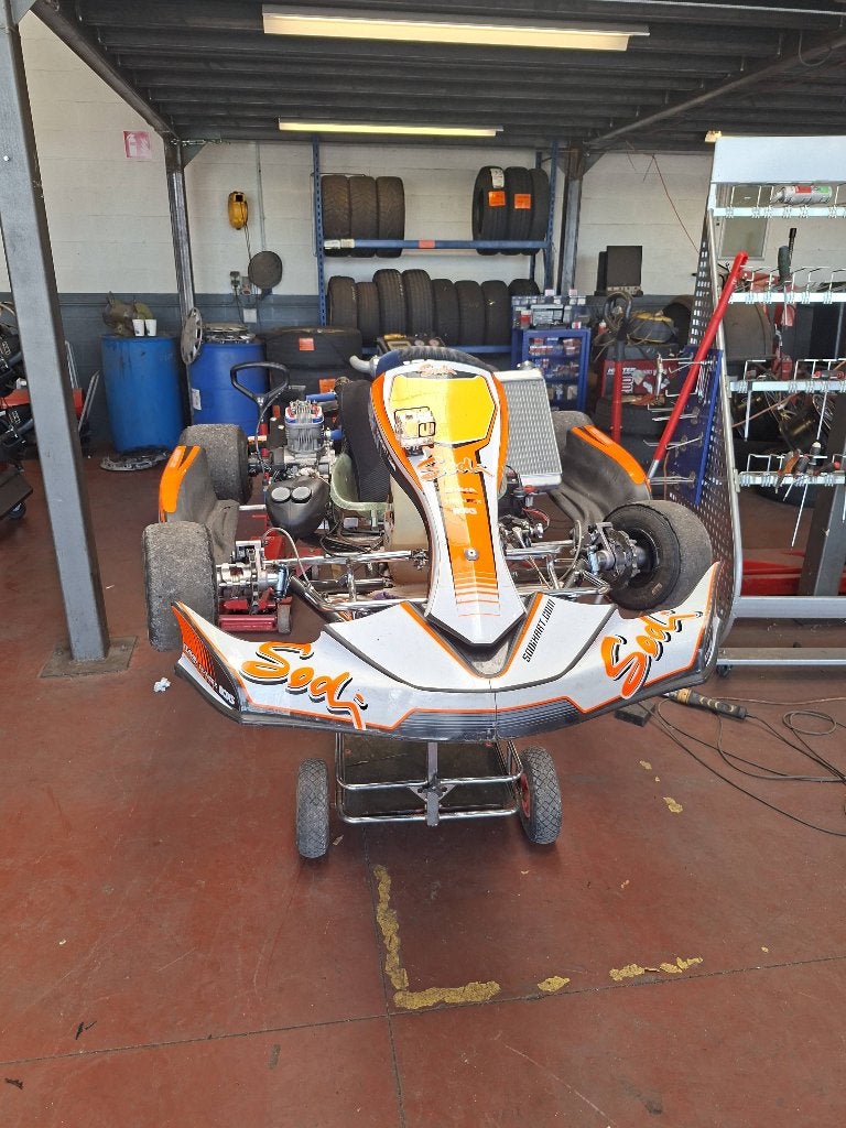 Karting x30  new model 2h de roulage 3000e, Enlèvement, Utilisé