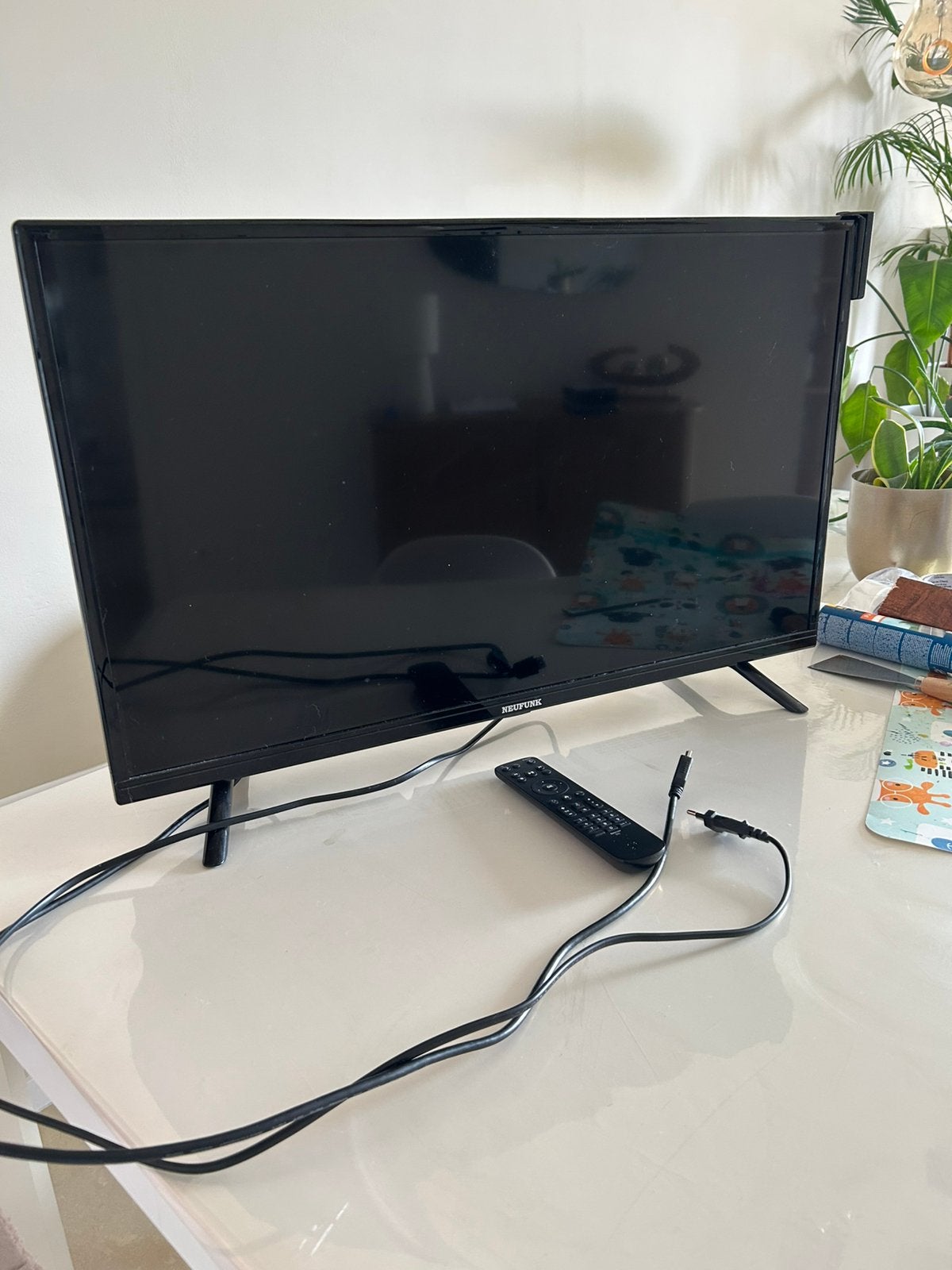 32 inch neufunk, TV, Hi-fi & Vidéo, Télévisions, Enlèvement, Comme neuf