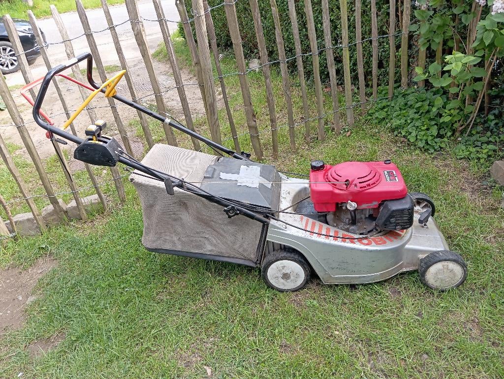 Vends Tondeuse Honda Robine, HONDA, Tondeuses à gazon à essence, 40 à 49 cm, Enlèvement