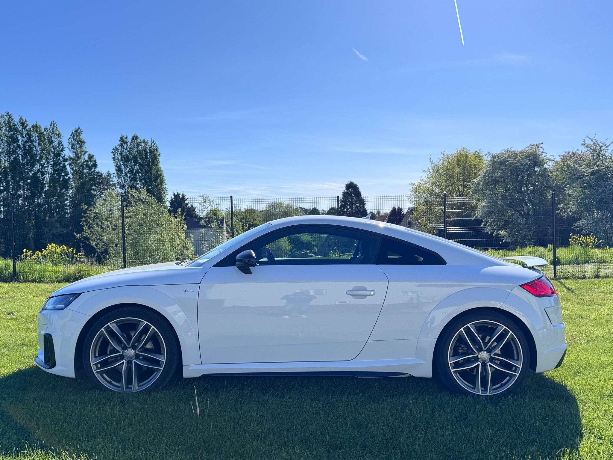 Audi TT Coupé 40 TFSI S TRONIC S LINE SHADOW FULL, Auto's, Gebruikt, 4 cilinders, 1984 cc, Wit