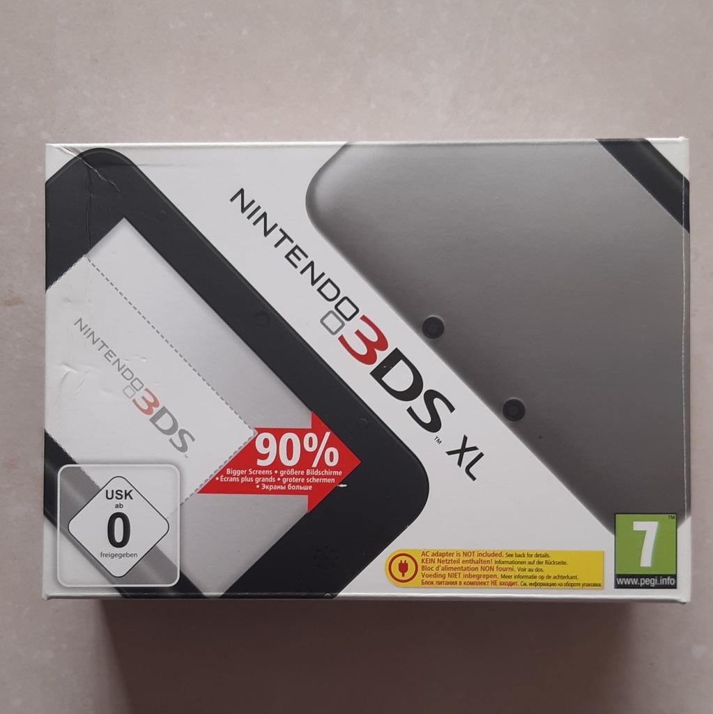 Nintendo 3DS XL +17 games (5x Prof. Layton), in nieuwstaat., Ophalen of Verzenden, 3DS