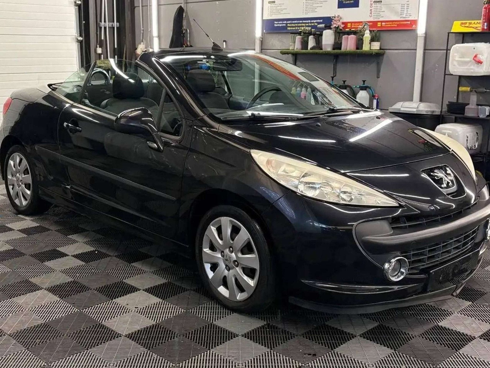 Peugeot 207 CC | 1.6i | BJ. 2008 | 155.364Km, Auto's, https://public.car-pass.be/vhr/1294a166-12a8-427a-a725-70373b9474d3, 4 zetels