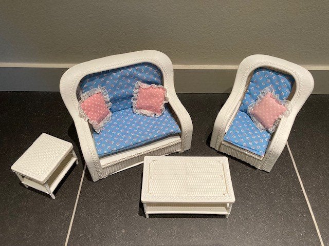 Ensemble de meubles vintage Barbie Mattel Sweet Roses  Rotin, Envoi, Comme neuf, Barbie