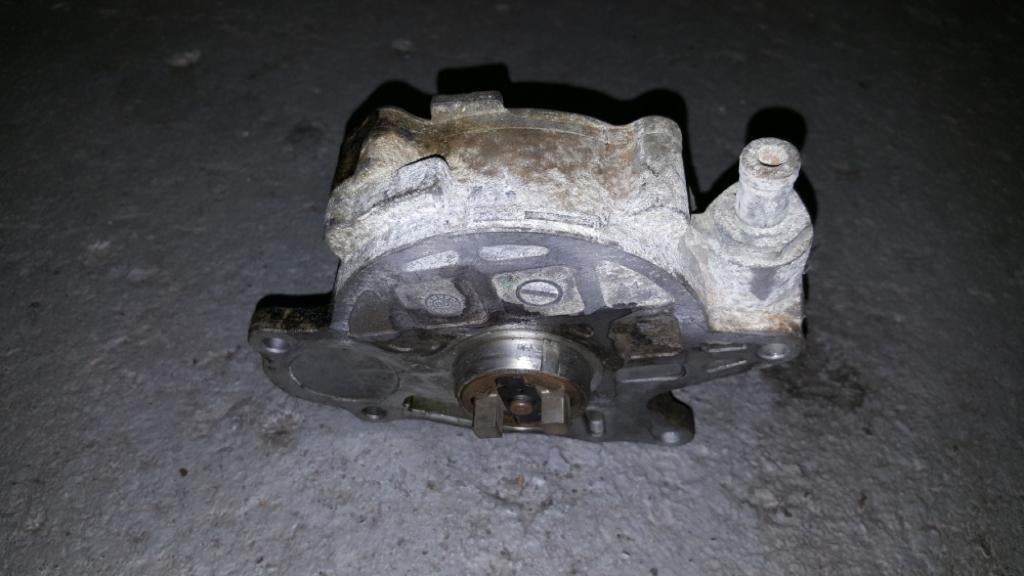 Vacuumpomp Audi A4 2.0 TDI 2009, Ophalen of Verzenden, Audi