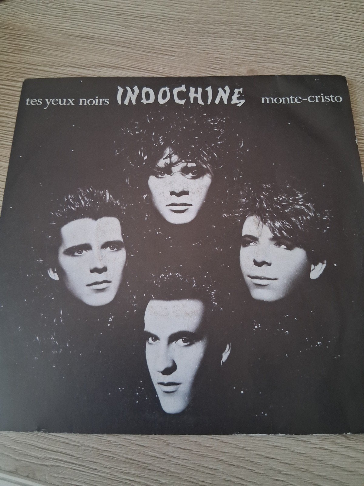 Indochine, Enlèvement
