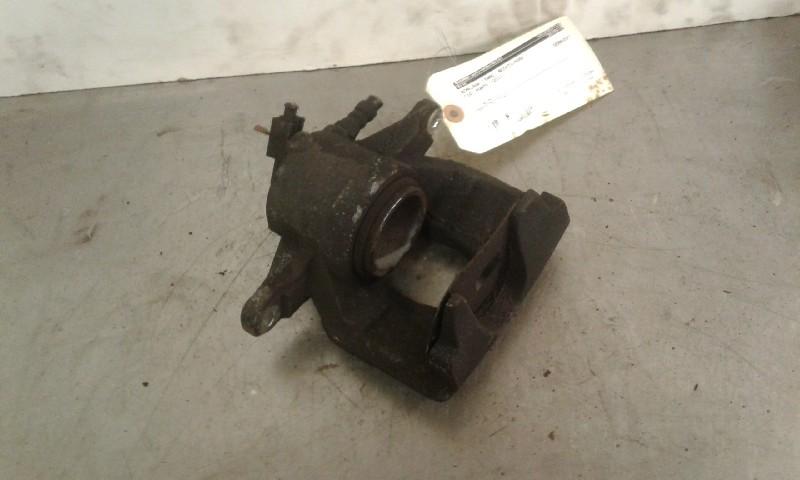 ETRIER DE FREIN AVANT DROIT Fiat Punto Evo (199), Utilisé, Fiat