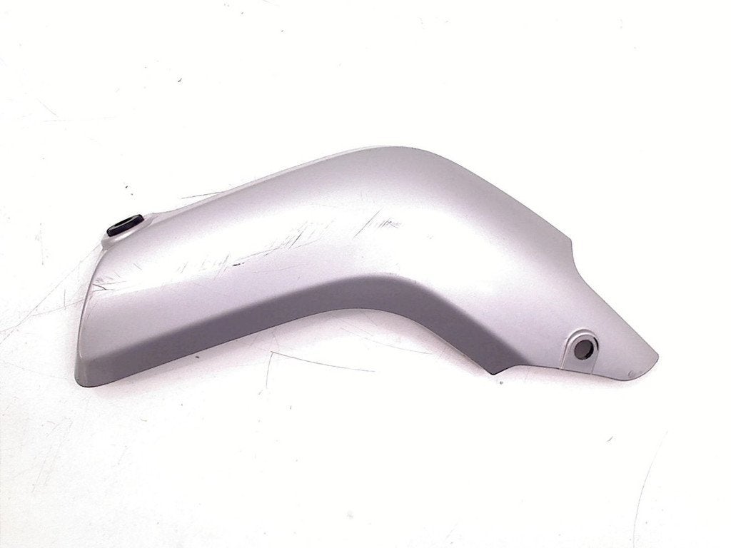 BOUCLIER THERMIQUE CBR 600 RR 2005-2006 (CBR600RR PC37), Dhr. S. di Majo, Utilisé, Info@cama-motorparts.nl, P.J. Troelstraweg 8 8
3144 CX  MAASSLUIS, NL