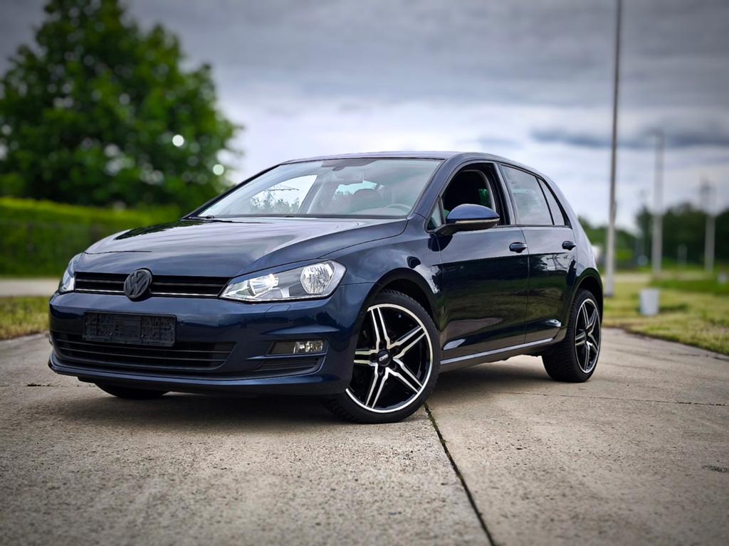 Volkswagen Golf 1.2 TSI comfort Line 18 inch rims, Euro 5, Blauw, Bedrijf, Onderhoudsboekje