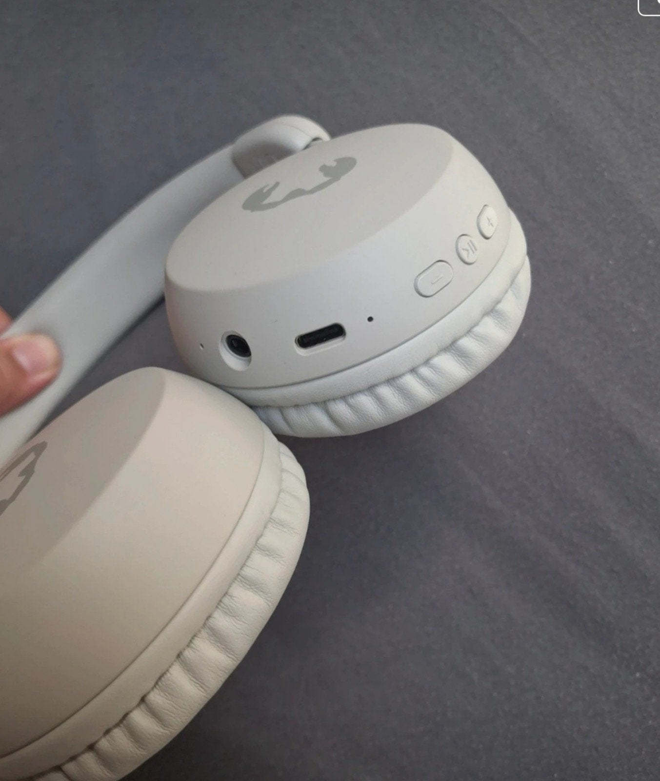 Fresh ’n Rebel draadloze Bluetooth koptelefoon – lichtgrijs, Kinderen en Baby's, Ophalen of Verzenden, Zo goed als nieuw
