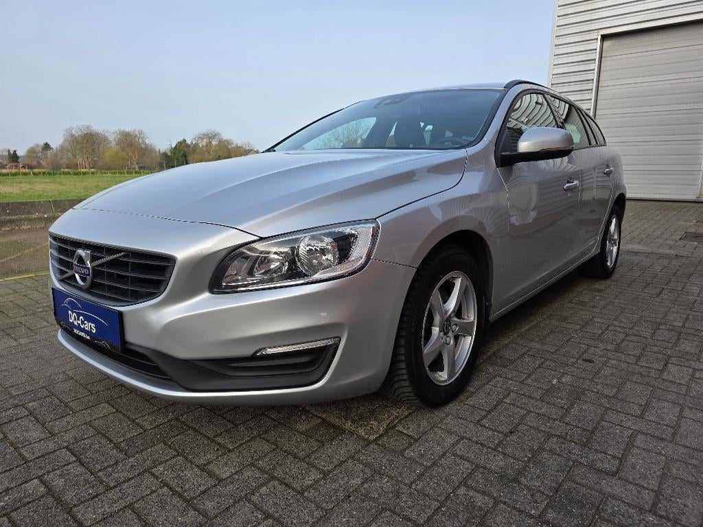 Volvo V60 - 2.0D - 02/2018, Autos, Volvo, Achat, Euro 6, Entreprise, Cruise Control