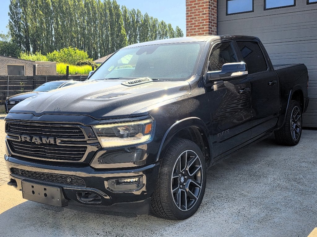 Dodge RAM Laramie - FULL OPTION - 5.7 HEMI V8 - 4X4 - 2019, Auto's, Automaat, 4 deurs, 401 kW, Zwart