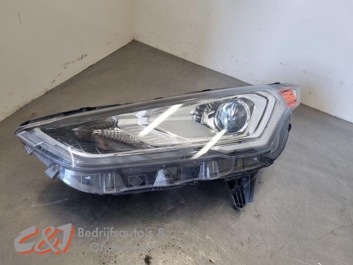 Phare gauche d'un Ford Transit Connect, -, 3 mois de garantie, -, -