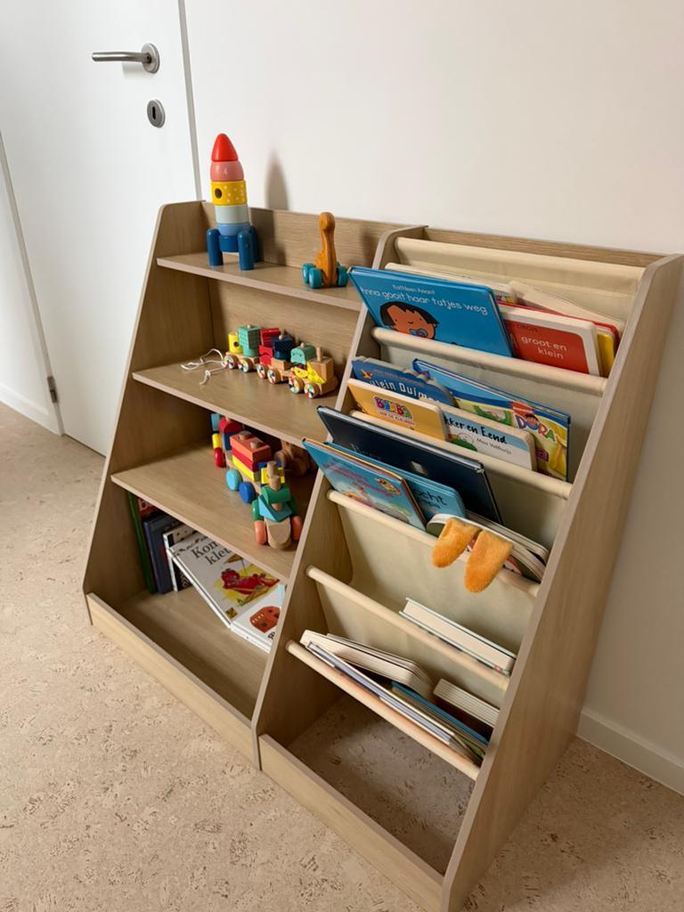Boekenkast kinderkamer, Huis en Inrichting, Ophalen, Zo goed als nieuw