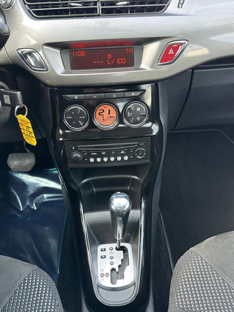 Citroën C3 1.6L Essence Automatique 2012, Autos, Achat, Entreprise, Capteur de lumière, https://public.car-pass.be/vhr/e2a4b448-73ce-4357-b41b-bc0c2bcc1821