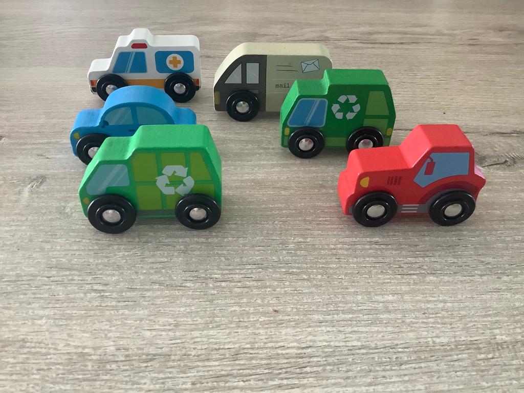 Set de jeu de petites voitures en bois, Enlèvement ou Envoi, Comme neuf